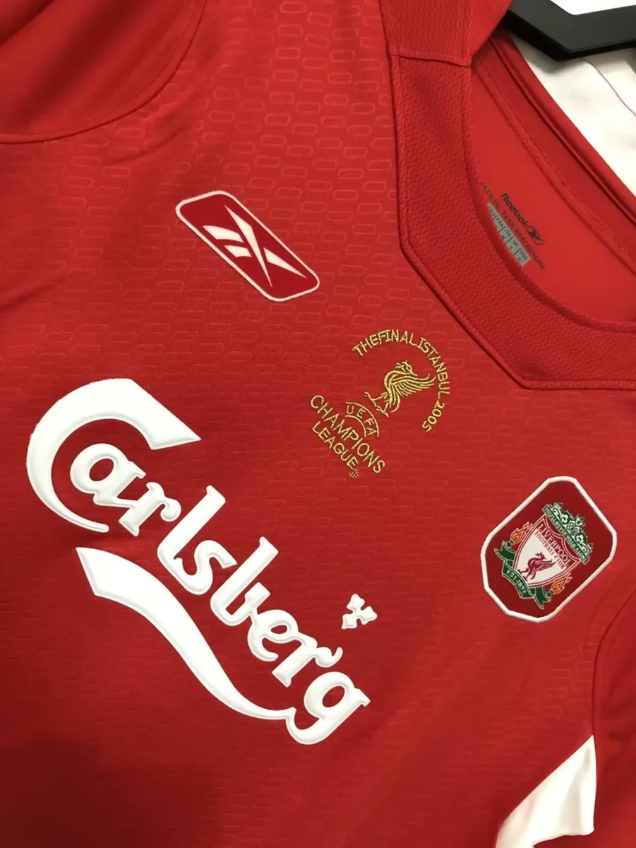 Camisa titular - Liverpool 2004/05
