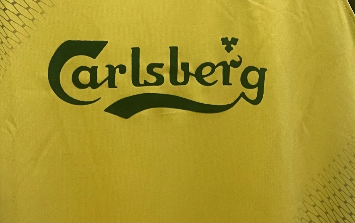Camisa reserva - Liverpool 2004/05