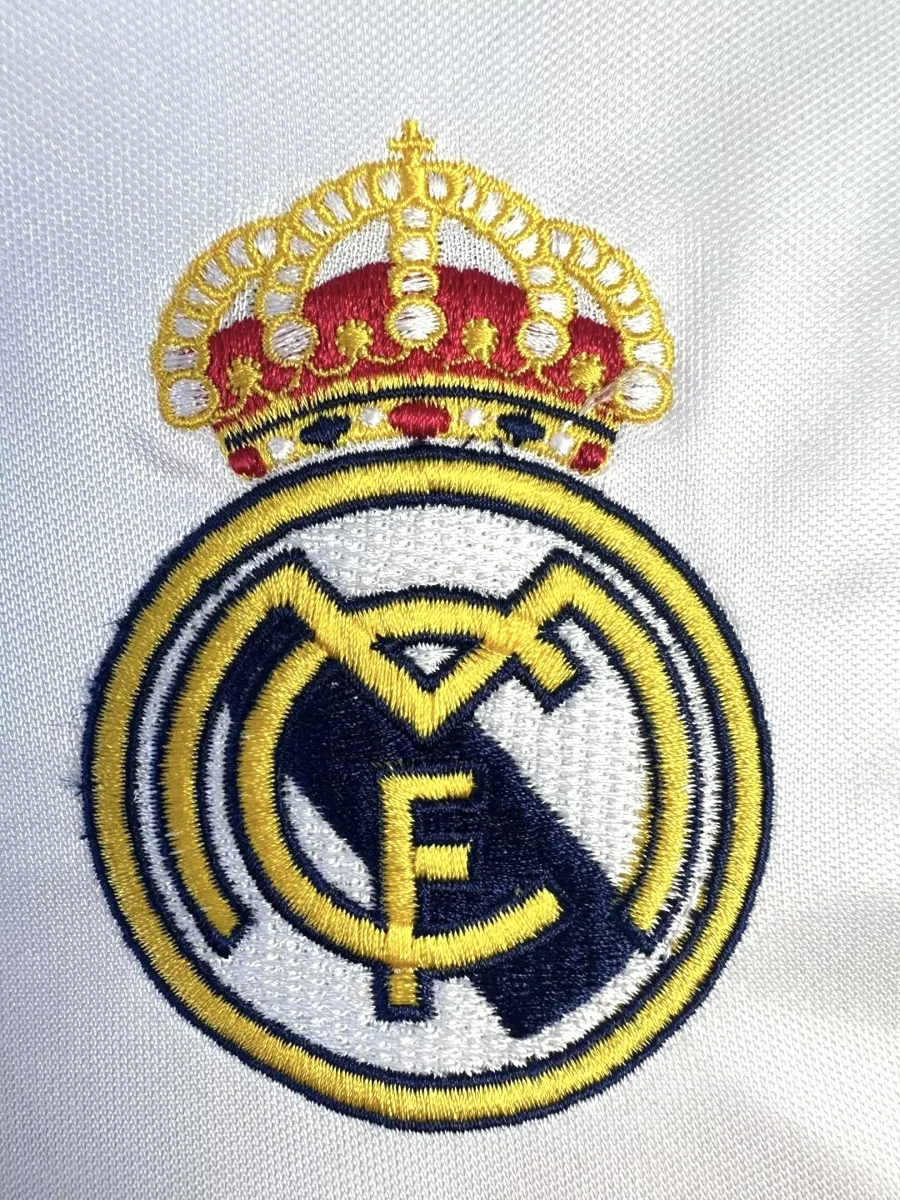 Camisa titular - Real Madrid 2004/05