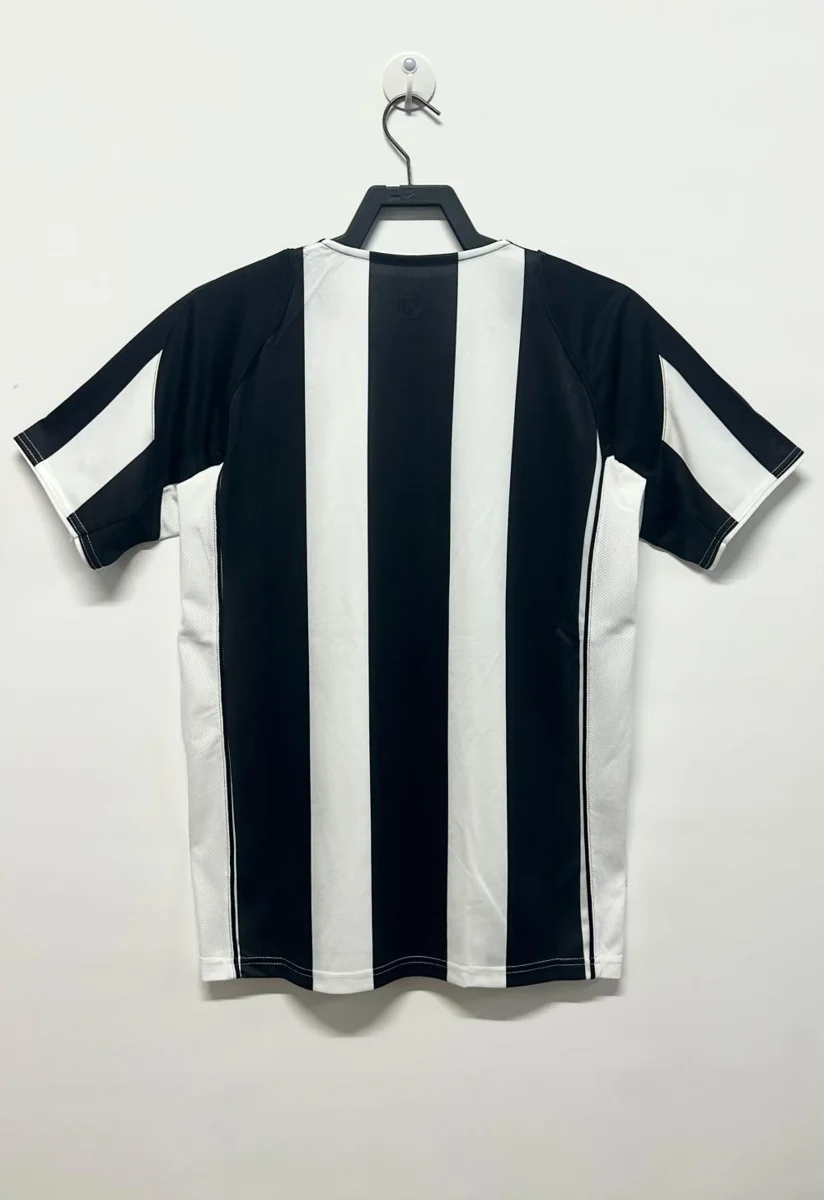 Camisa titular - Juventus 2004/05