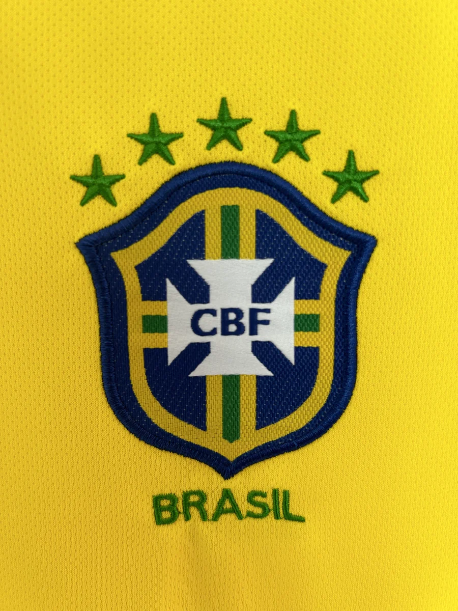 Camisa titular - Brasil 2004