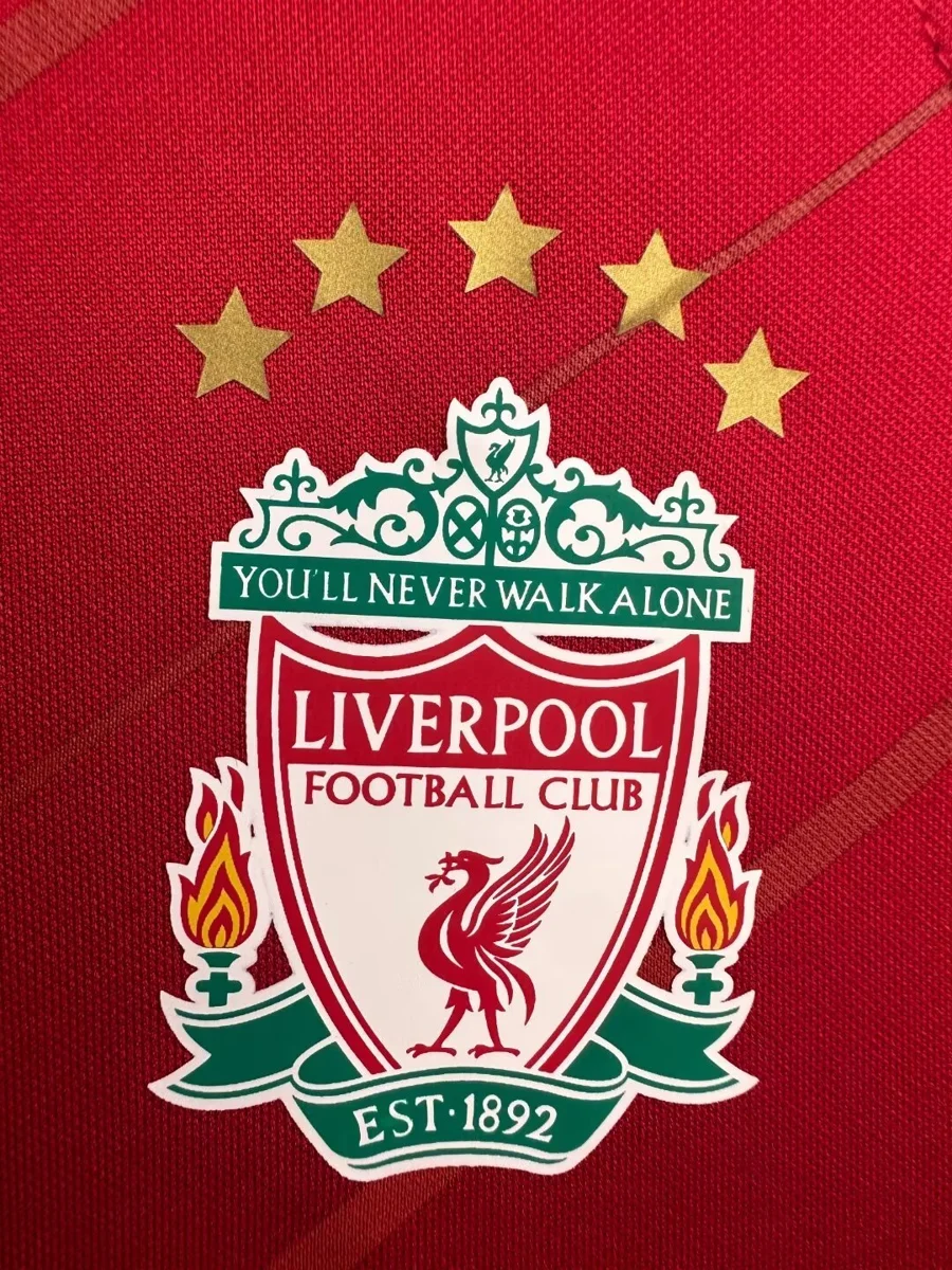 Camisa titular - Liverpool 2005/06