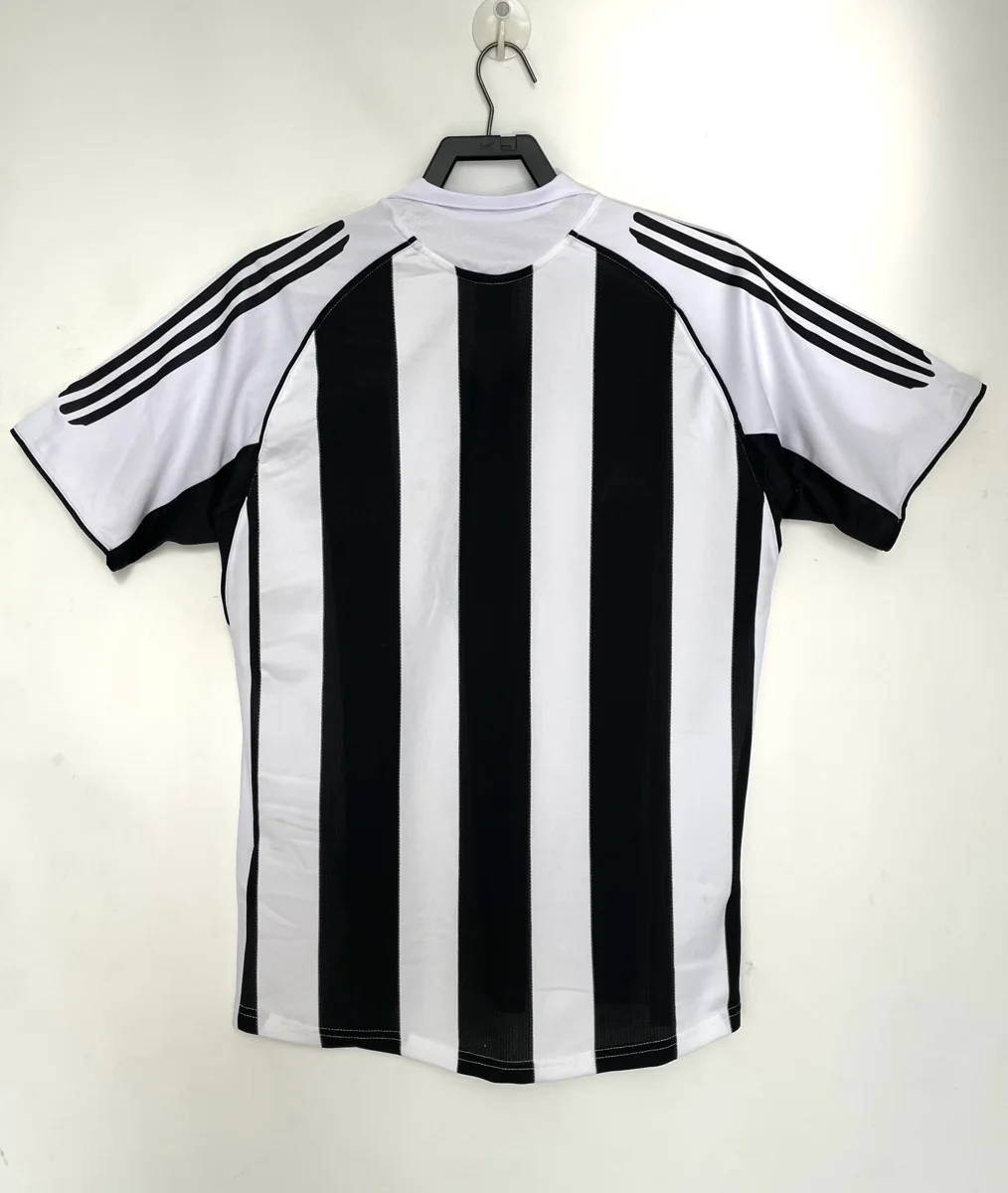 Camisa titular - Newcastle 2005/06 - foto 6