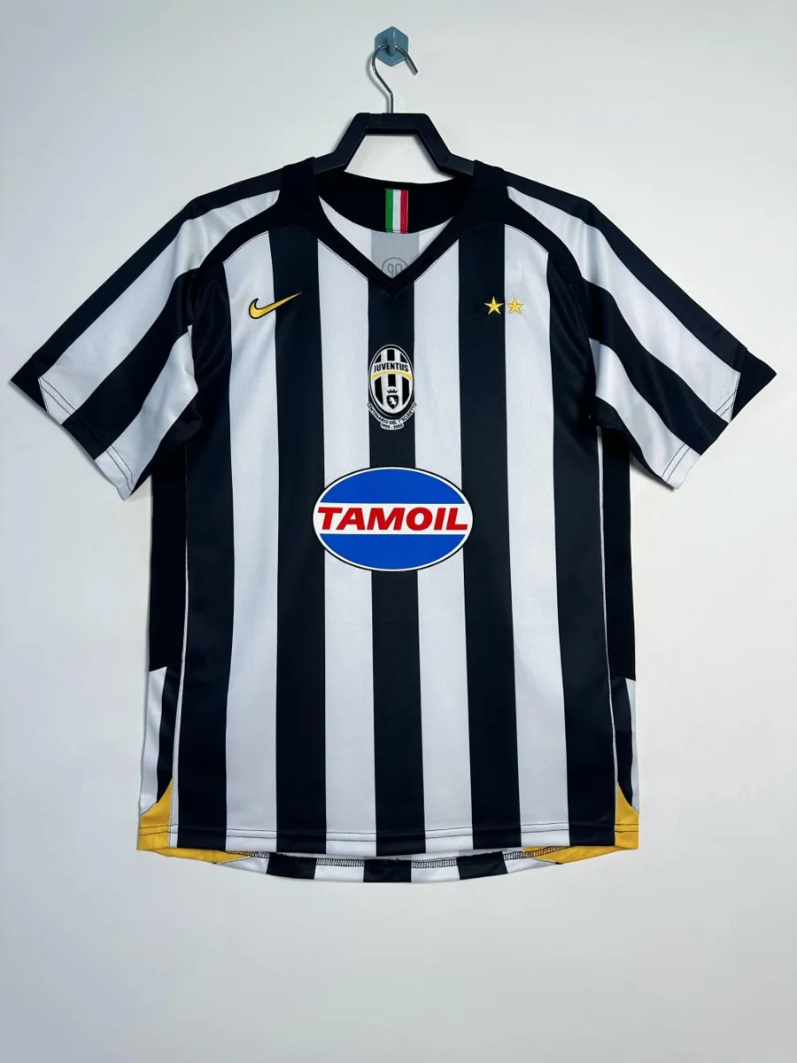 Camisa titular - Juventus 2005/06