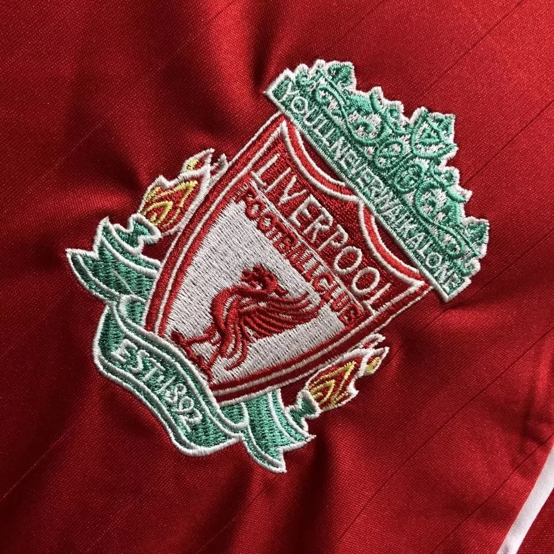 Camisa titular - Liverpool 2006/08