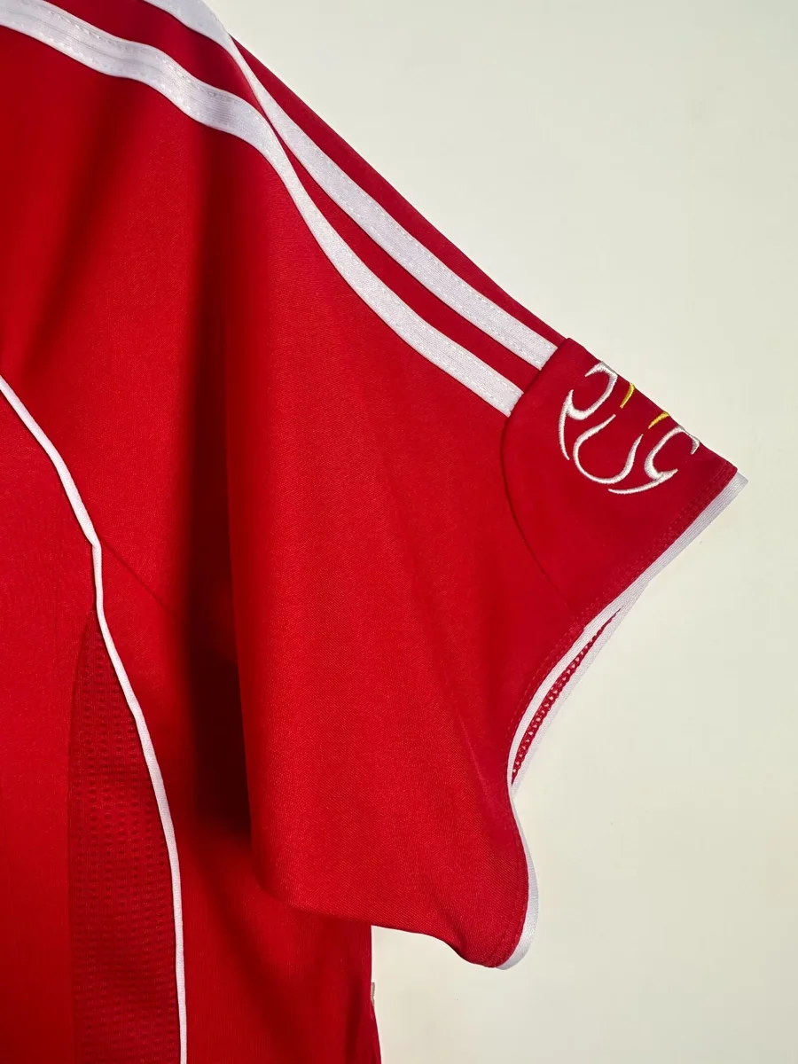 Camisa titular - Liverpool 2006/08