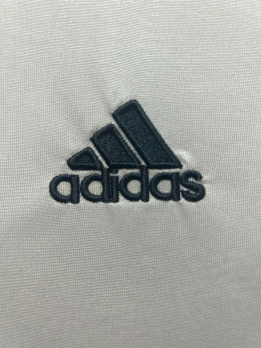 Camisa titular - Real Madrid 2009/10