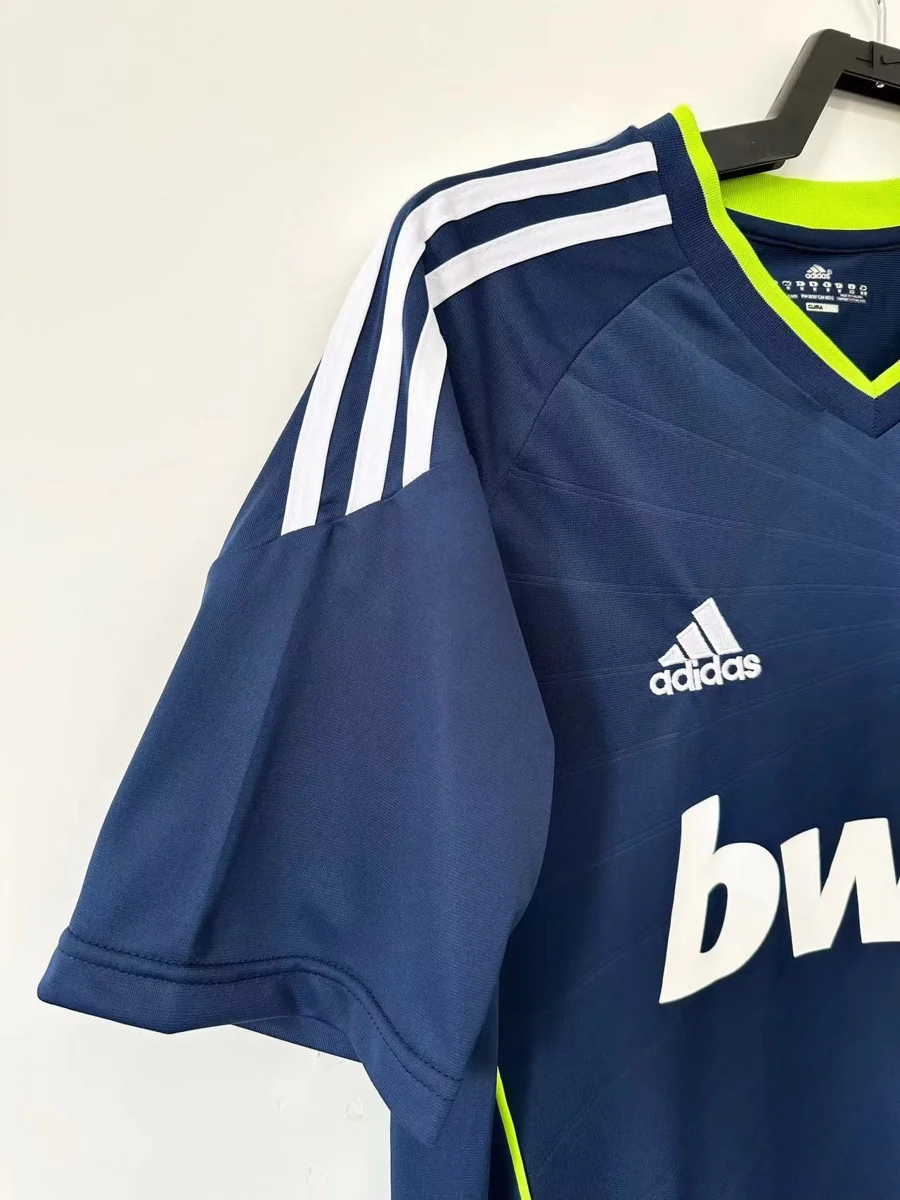 Camisa reserva - Real Madrid 2010/11