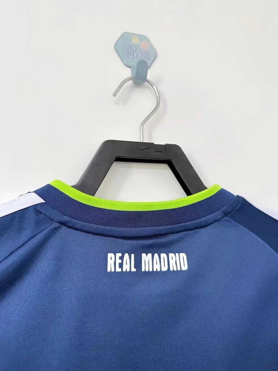 Camisa reserva - Real Madrid 2010/11