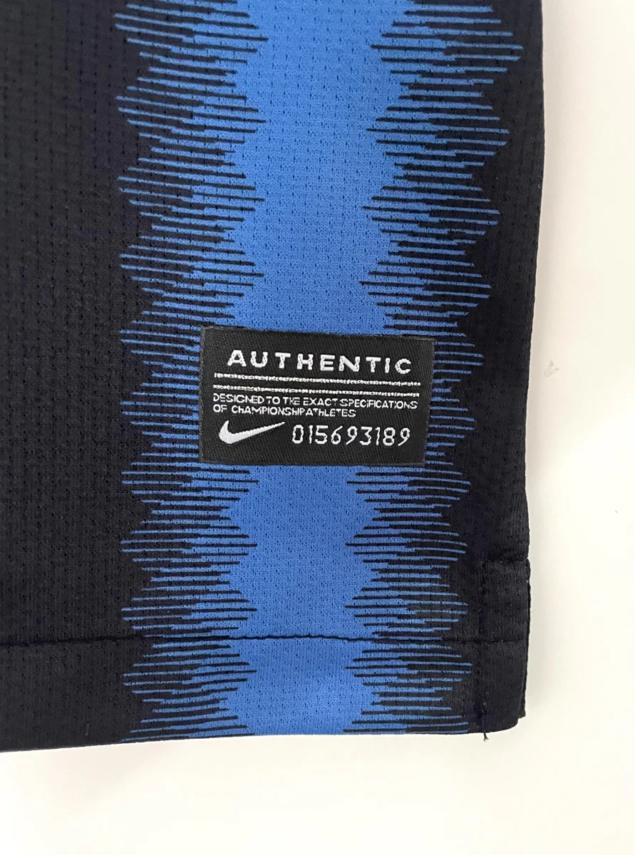 Camisa titular - Inter de Milão 2010/11