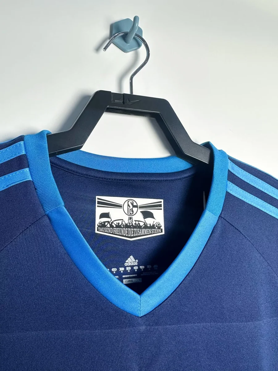 Camisa reserva - Schalke 04 2010/11 - foto 6