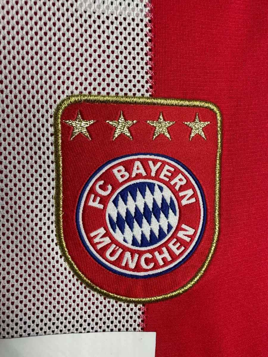 Camisa titular - Bayern de Munique 2010/11