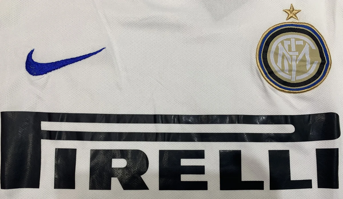 Camisa reserva - Inter de Milão 2010/11 - foto 3