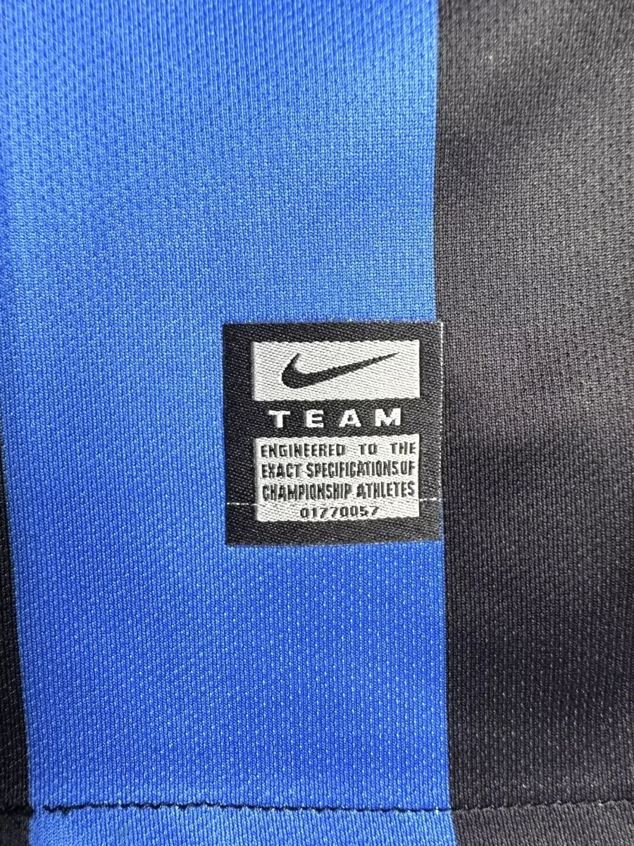 Camisa titular - Inter de Milão 2010 (manga longa)