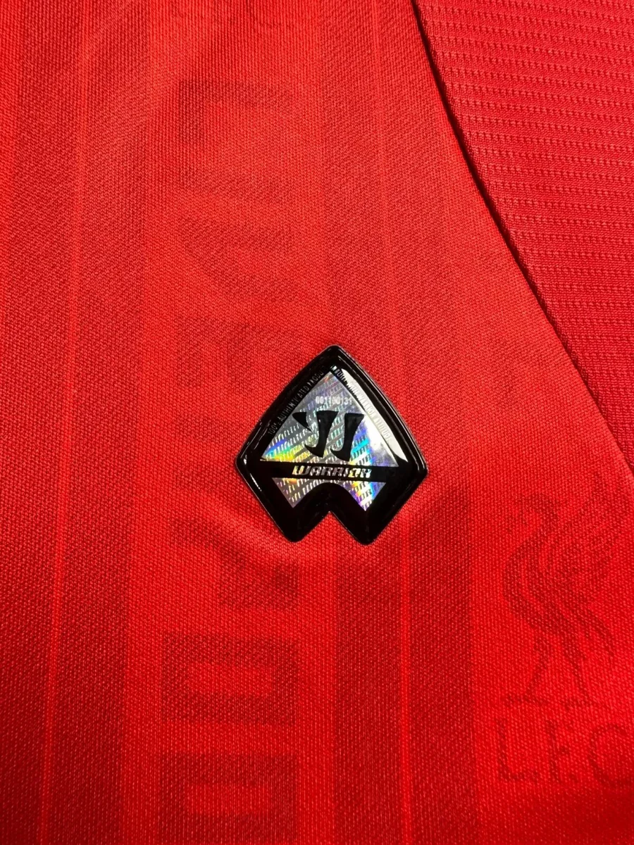 Camisa titular - Liverpool 2013/14