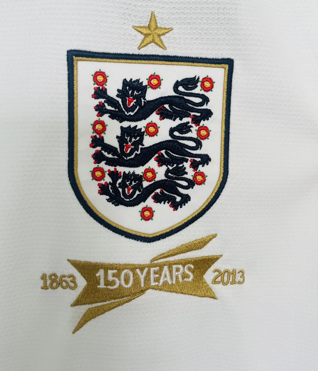 Camisa titular - Inglaterra 2013
