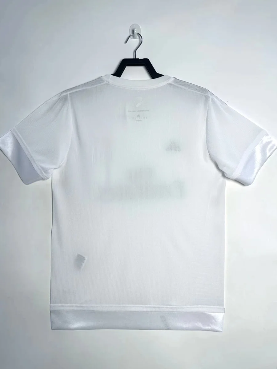Camisa titular - Real Madrid 2015/16