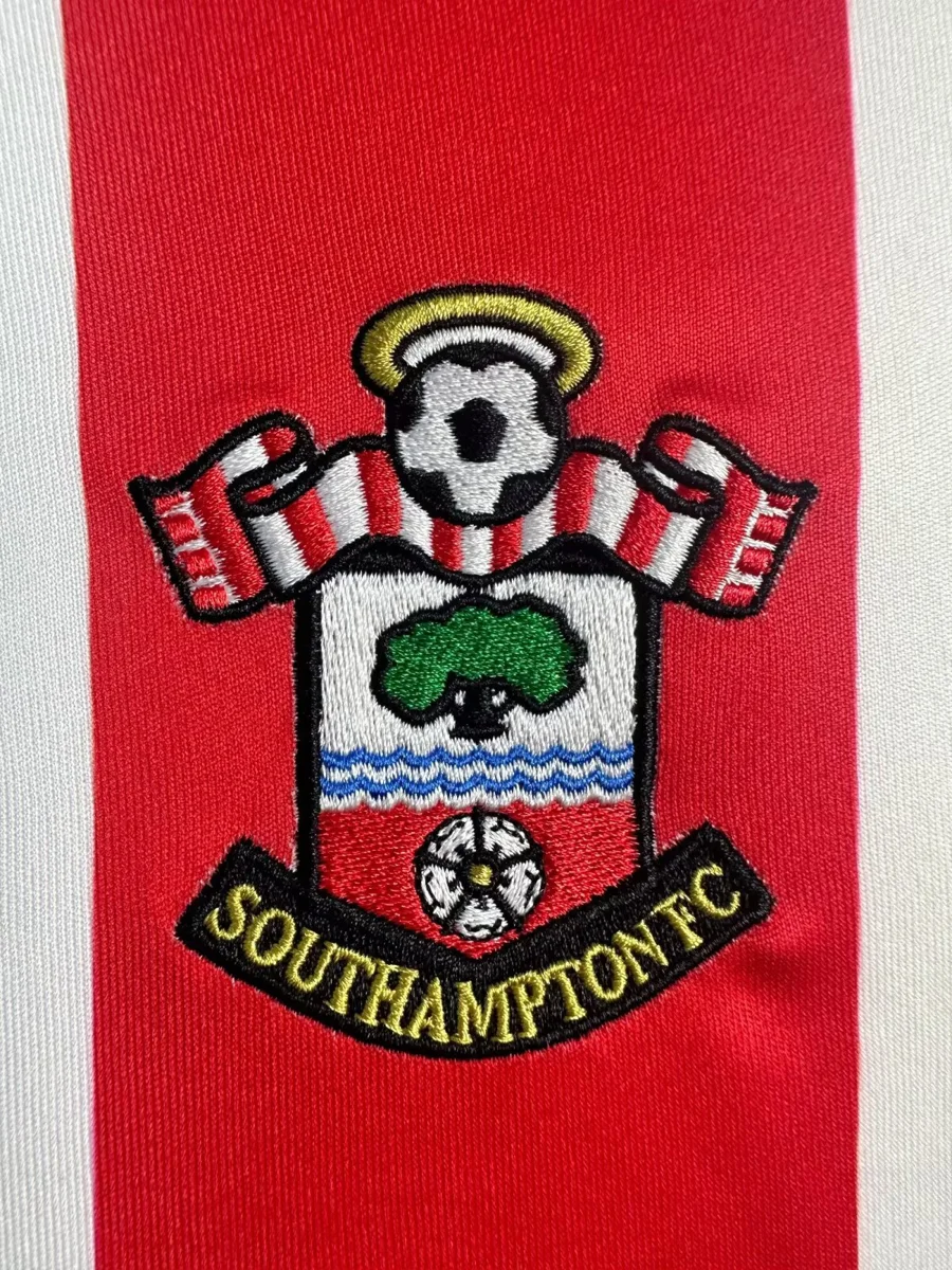 Camisa titular - Southampton 2015/16 - foto 2