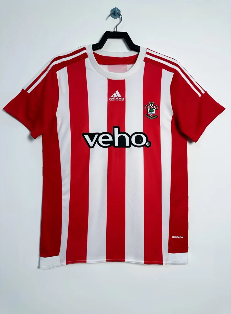 Camisa titular - Southampton 2015/16 - foto 8