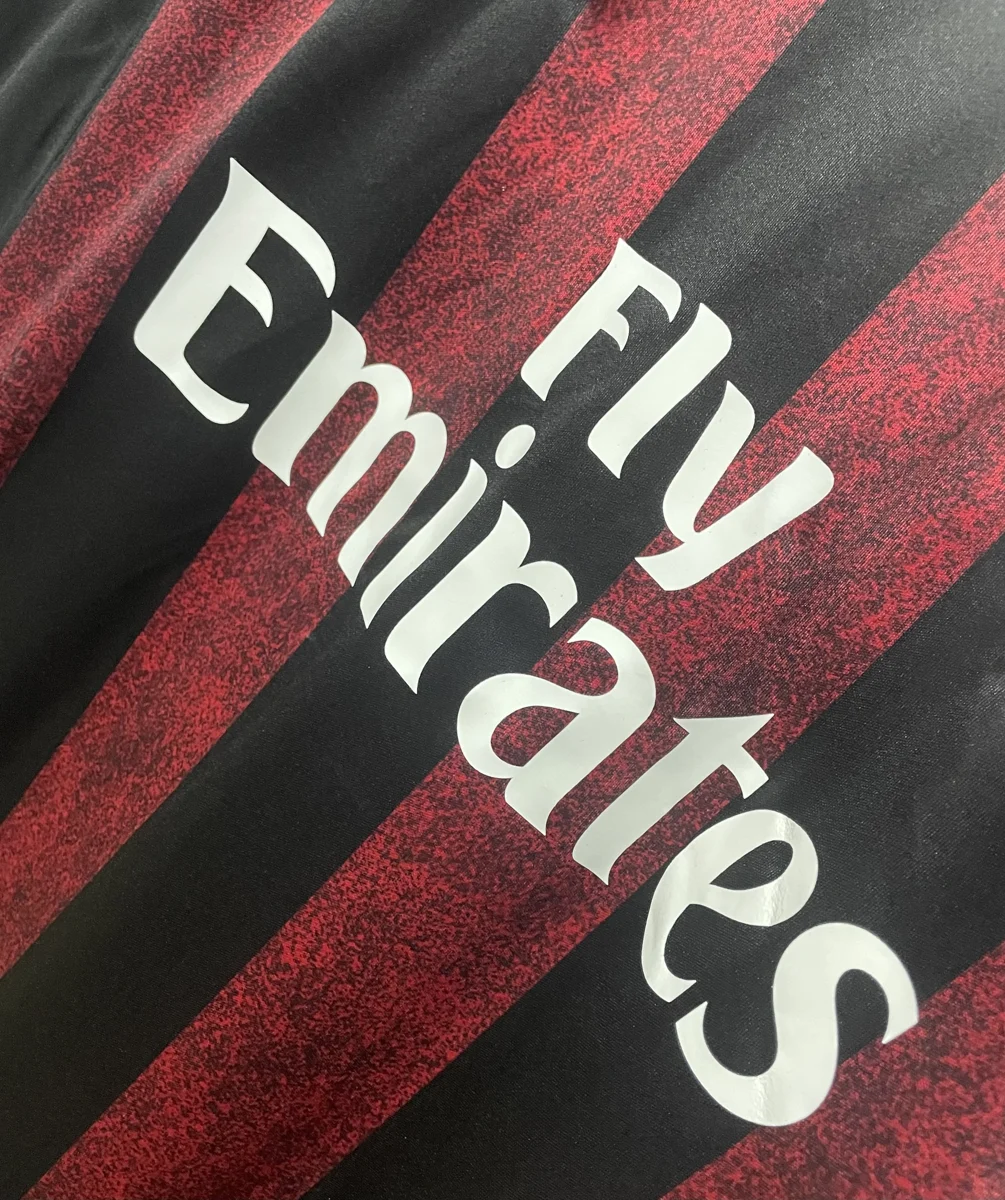 Camisa titular - AC Milan 2015/16