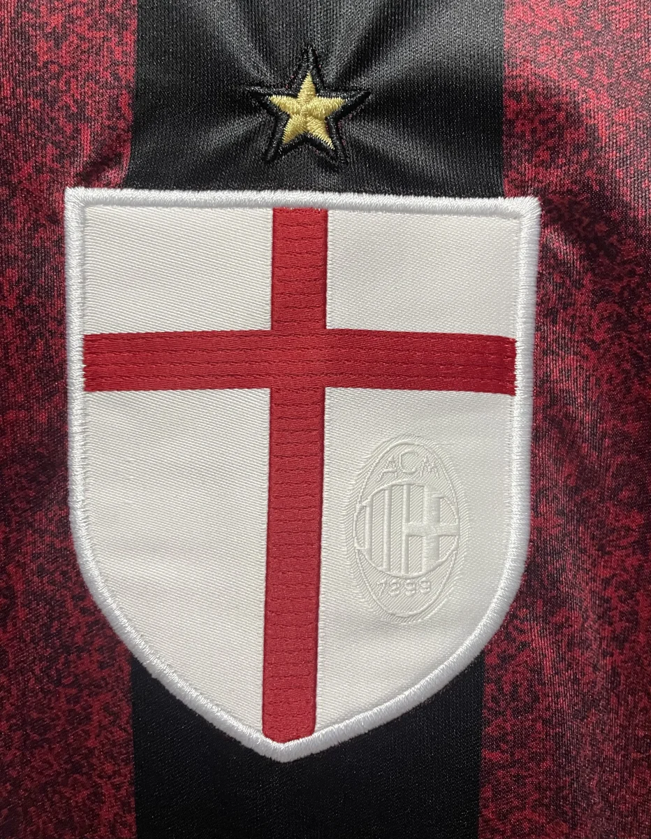 Camisa titular - AC Milan 2015/16