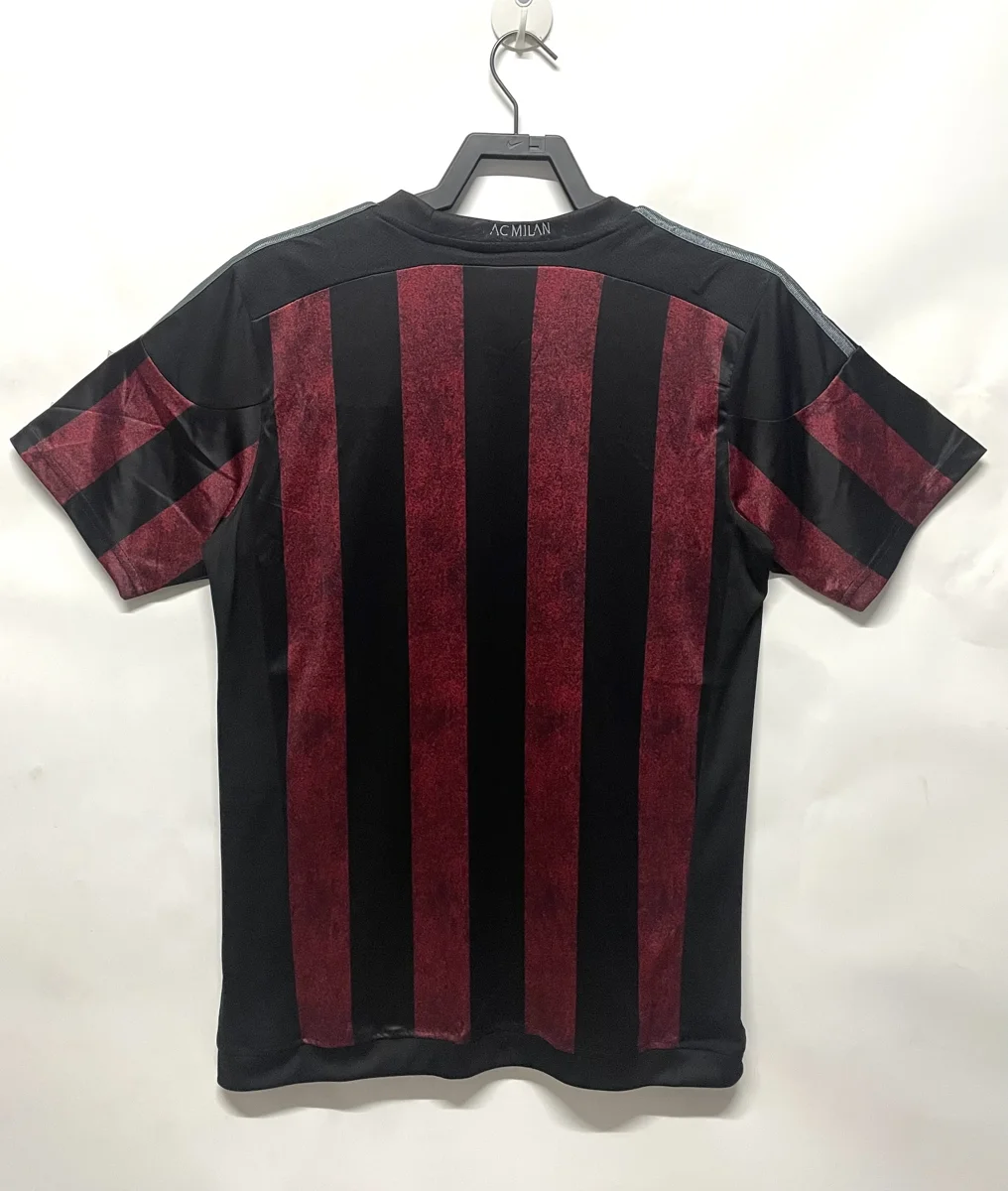 Camisa titular - AC Milan 2015/16
