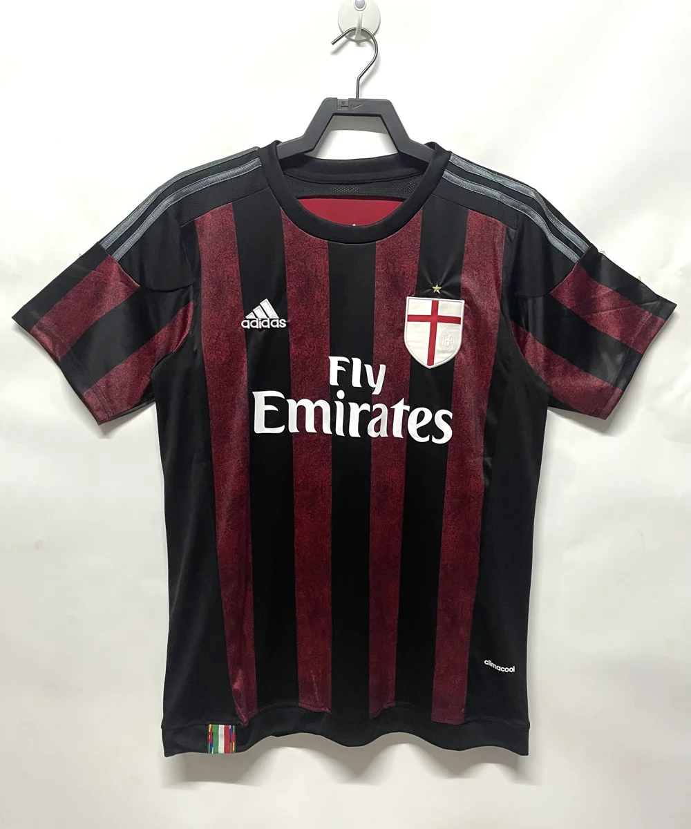 Camisa titular - AC Milan 2015/16