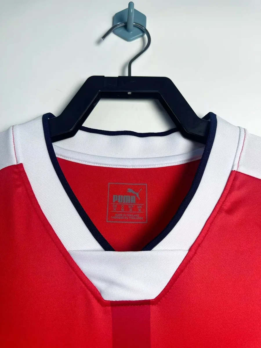 Camisa titular - Arsenal 2016/17
