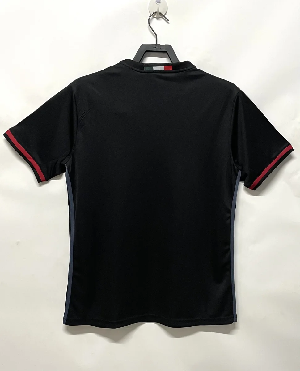 Camisa titular - AC Milan 2016/17