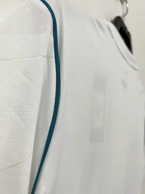 Camisa titular - Real Madrid 2017/18