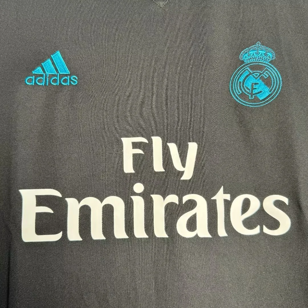 Camisa reserva - Real Madrid 2017/18