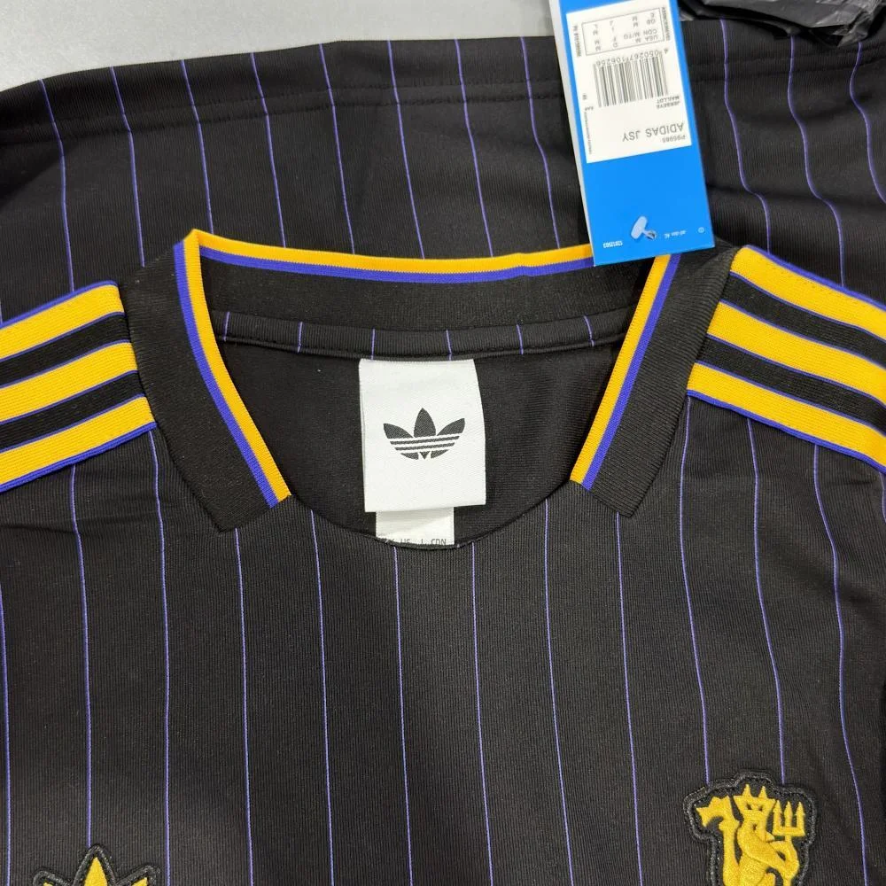 Camisa - Manchester United 2025/26