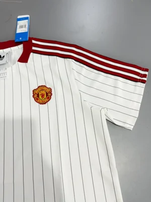 Camisa - Manchester United 2025/26