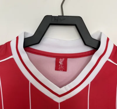 Camisa titular - Liverpool - 81 a 84