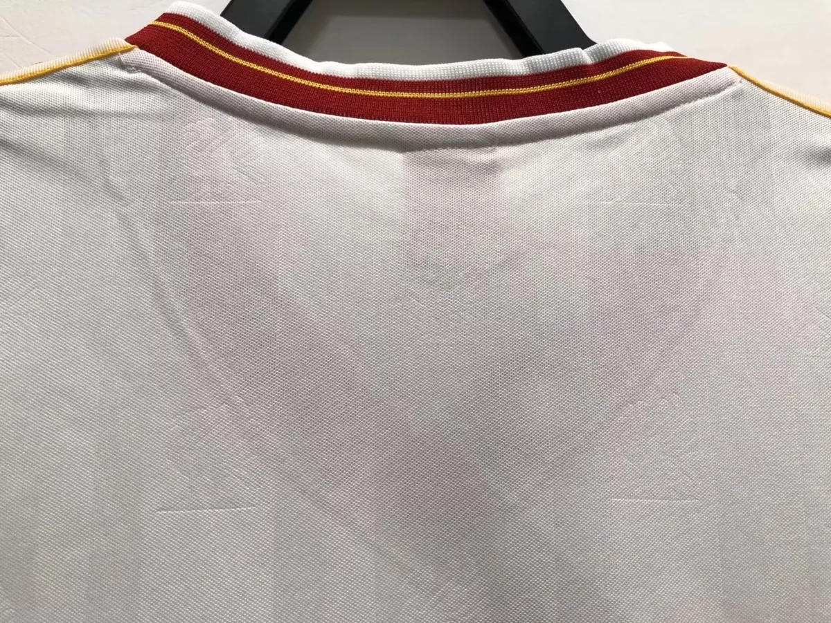 Camisa reserva - Liverpool - 85 a 86