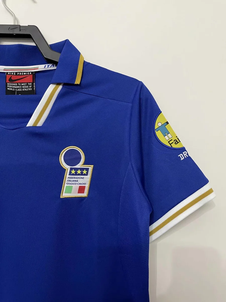 Camisa titular - Itália
