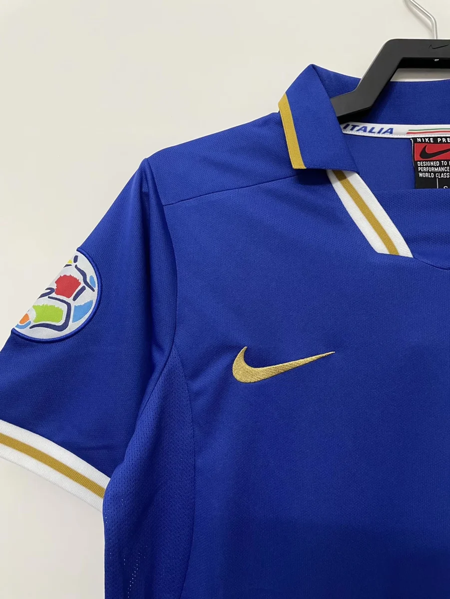 Camisa titular - Itália