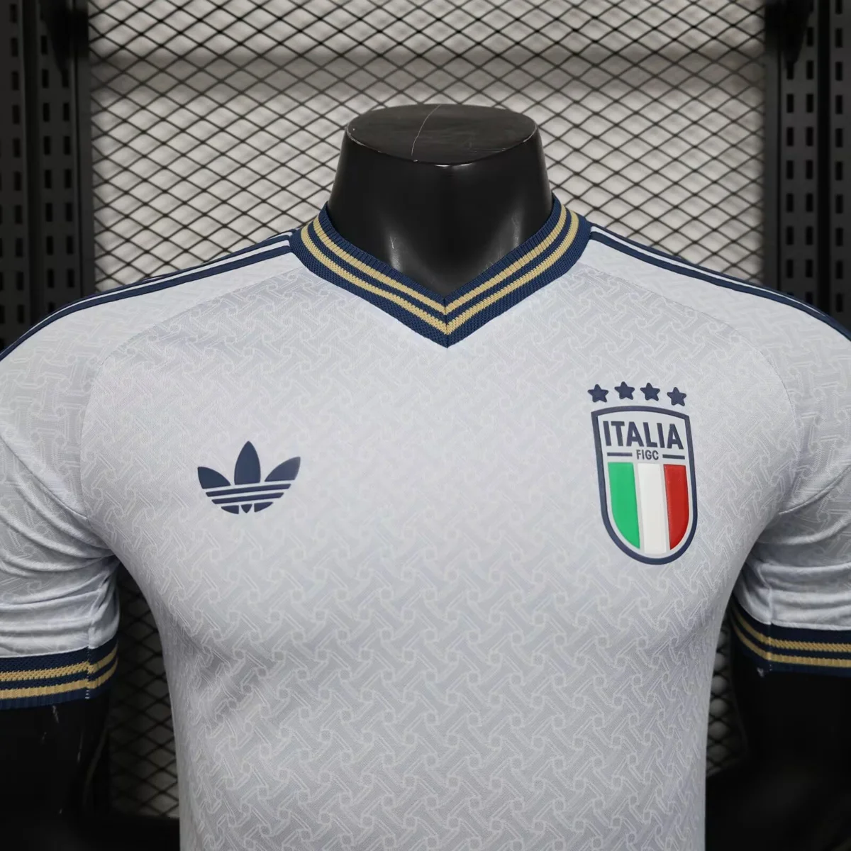 Camisa reserva - Itália 2026 - versão jogador - foto 2