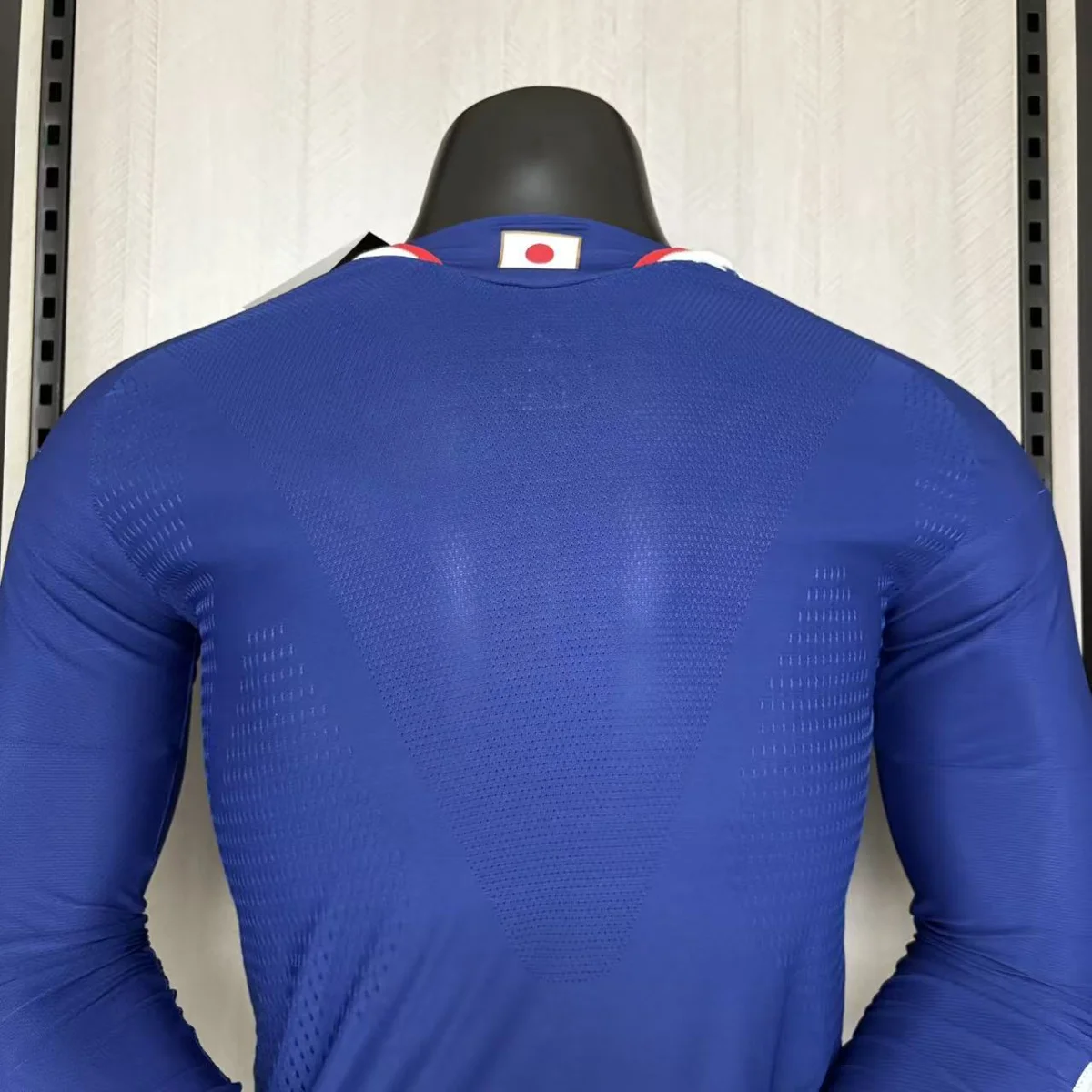 Camisa titular - Japão 2026 (manga longa) - versão jogador - foto 4