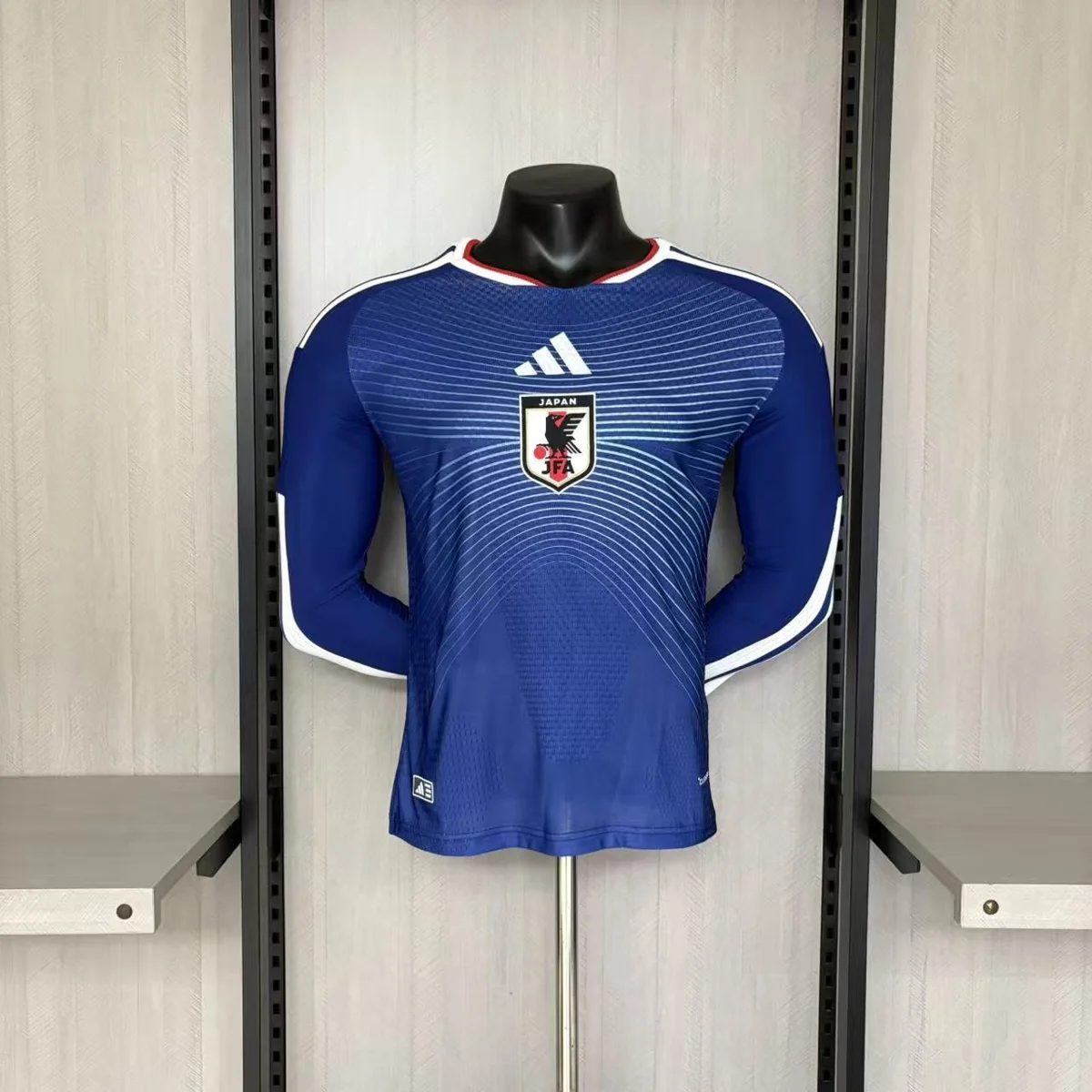 Camisa titular - Japão 2026 (manga longa) - versão jogador - foto 5