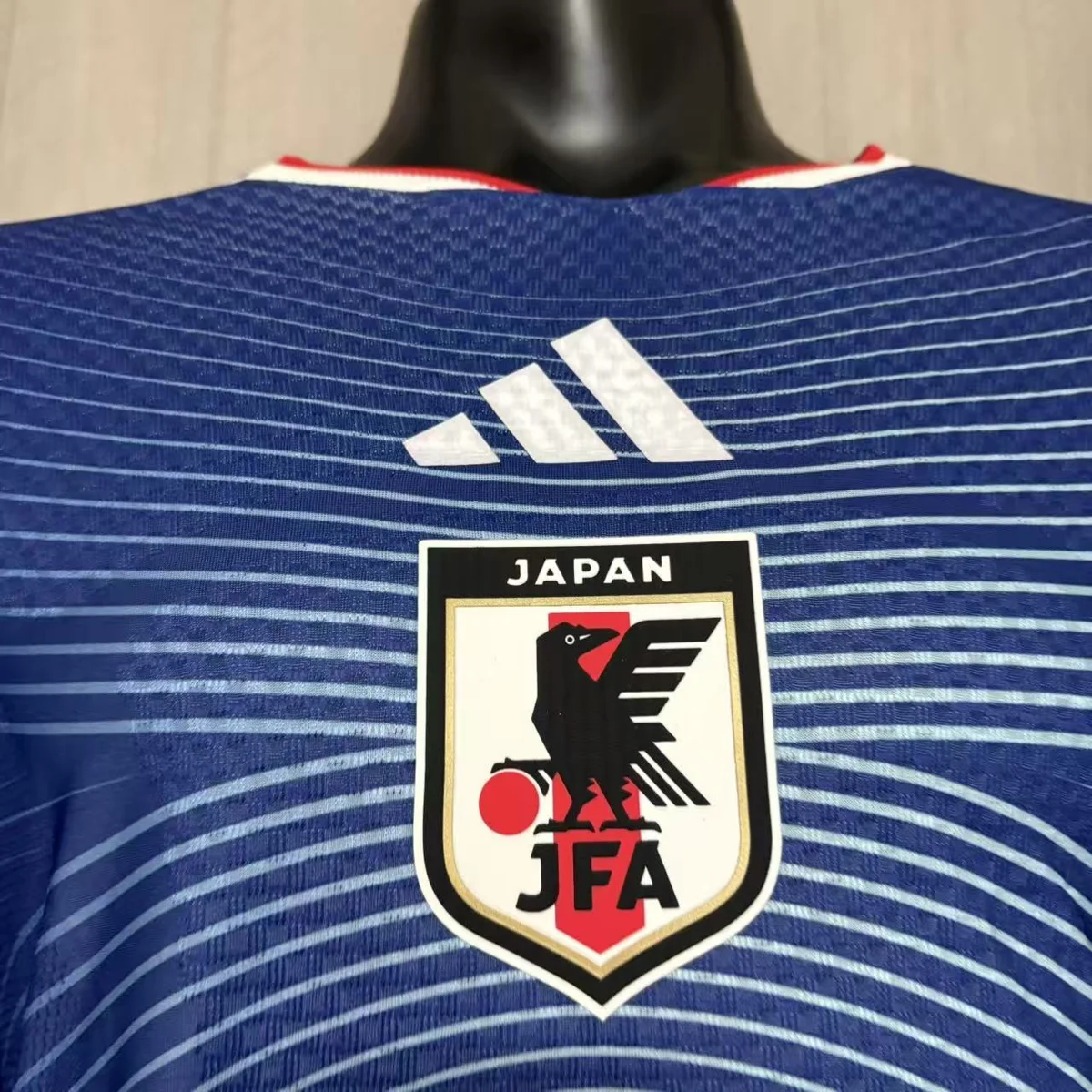 Camisa titular - Japão 2026 (manga longa) - versão jogador - foto 9