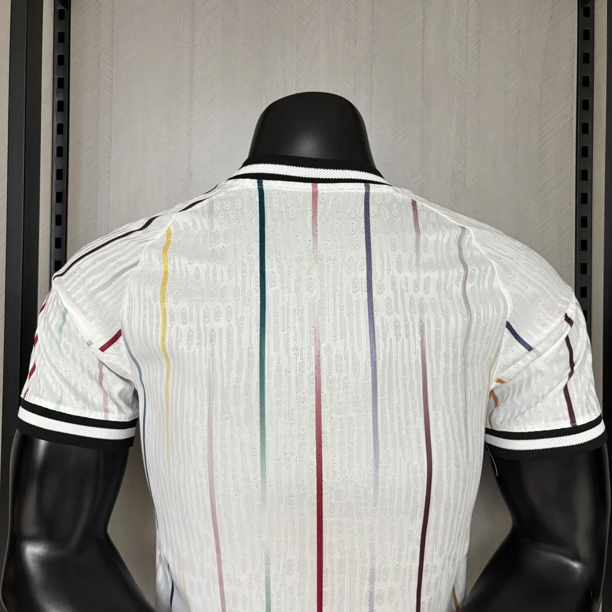 Camisa reserva - Japão 2026 - versão jogador - foto 12