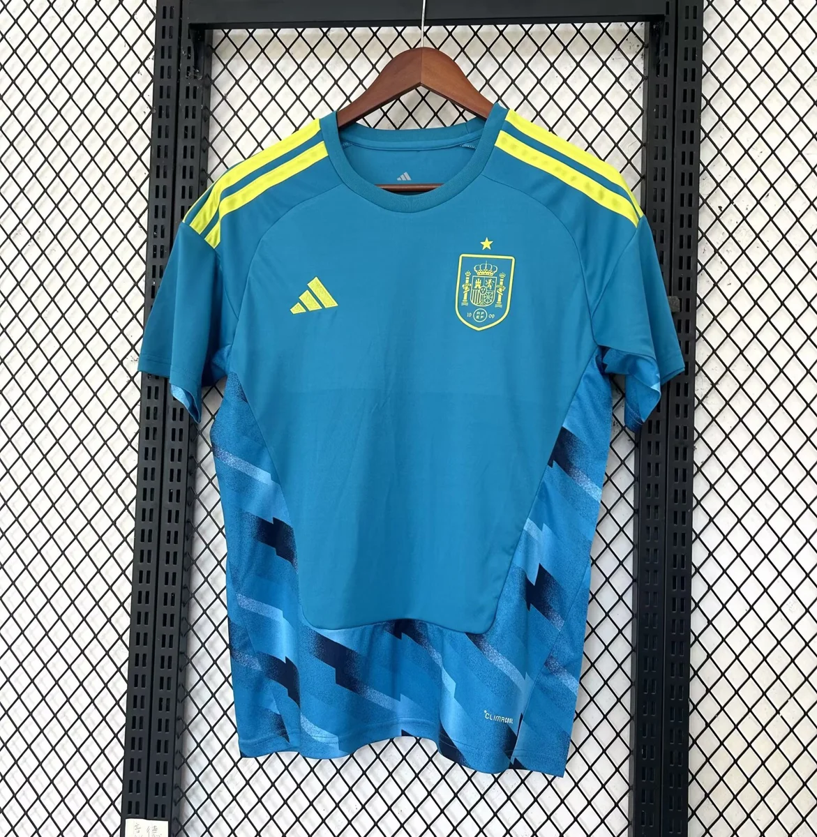 Camisa de goleiro - Espanha 2026 - S a 4XL - foto 2