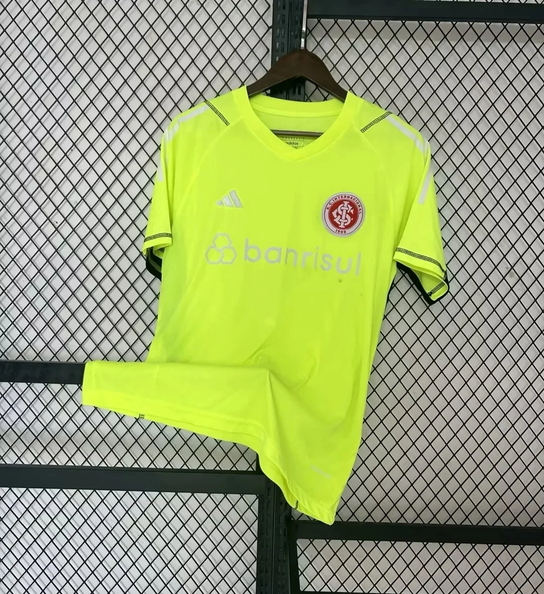 Camisa de goleiro - Brasil 2023/24 - S a XXL