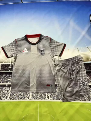 Camisa de treino - Inglaterra 2026/27 - 16 a 28
