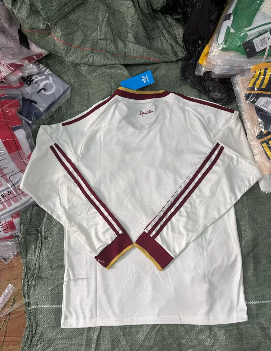 Camisa reserva - Espanha 2026/27 (manga longa) - S a 4XL - foto 2