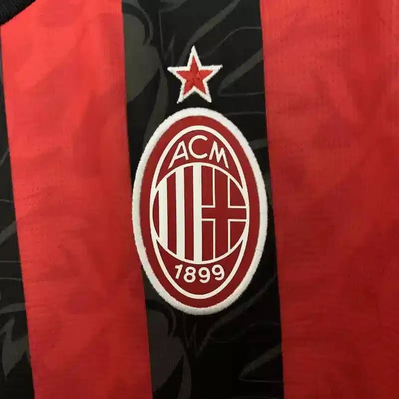 Camisa titular - AC Milan 2025/26 - S a 4XL