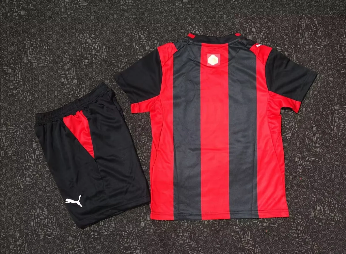 Camisa titular - AC Milan 2026/27 - infantil - 16 a 28